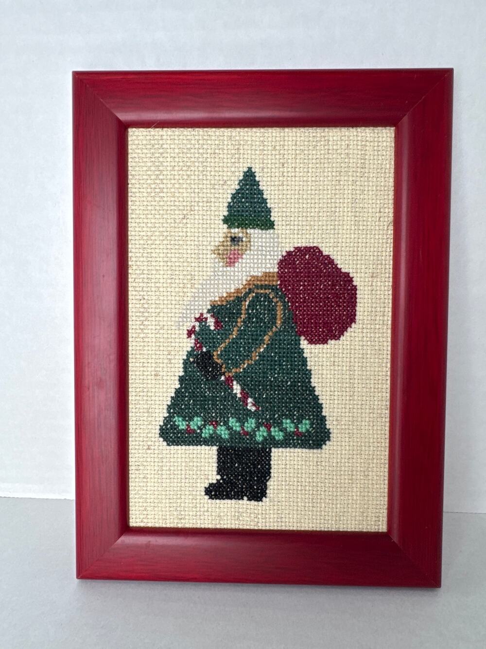 Vintage red Frame Santa Claus green outfit presents bag Cross Stitch